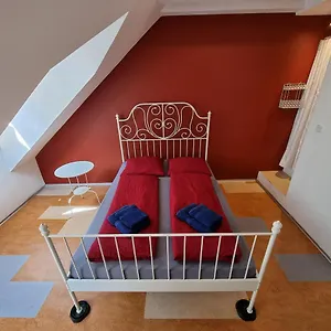 https://alinas.vienna-besthotels.com