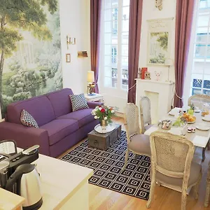https://louvre-opera-chicsuites.fr-paris.fr